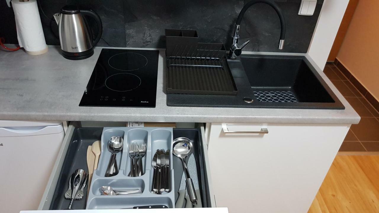 Apartamenty Orle 耶莱尼亚古拉 外观 照片
