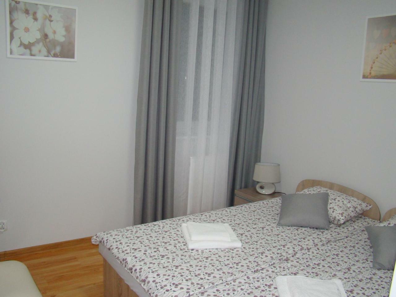 Apartamenty Orle 耶莱尼亚古拉 外观 照片