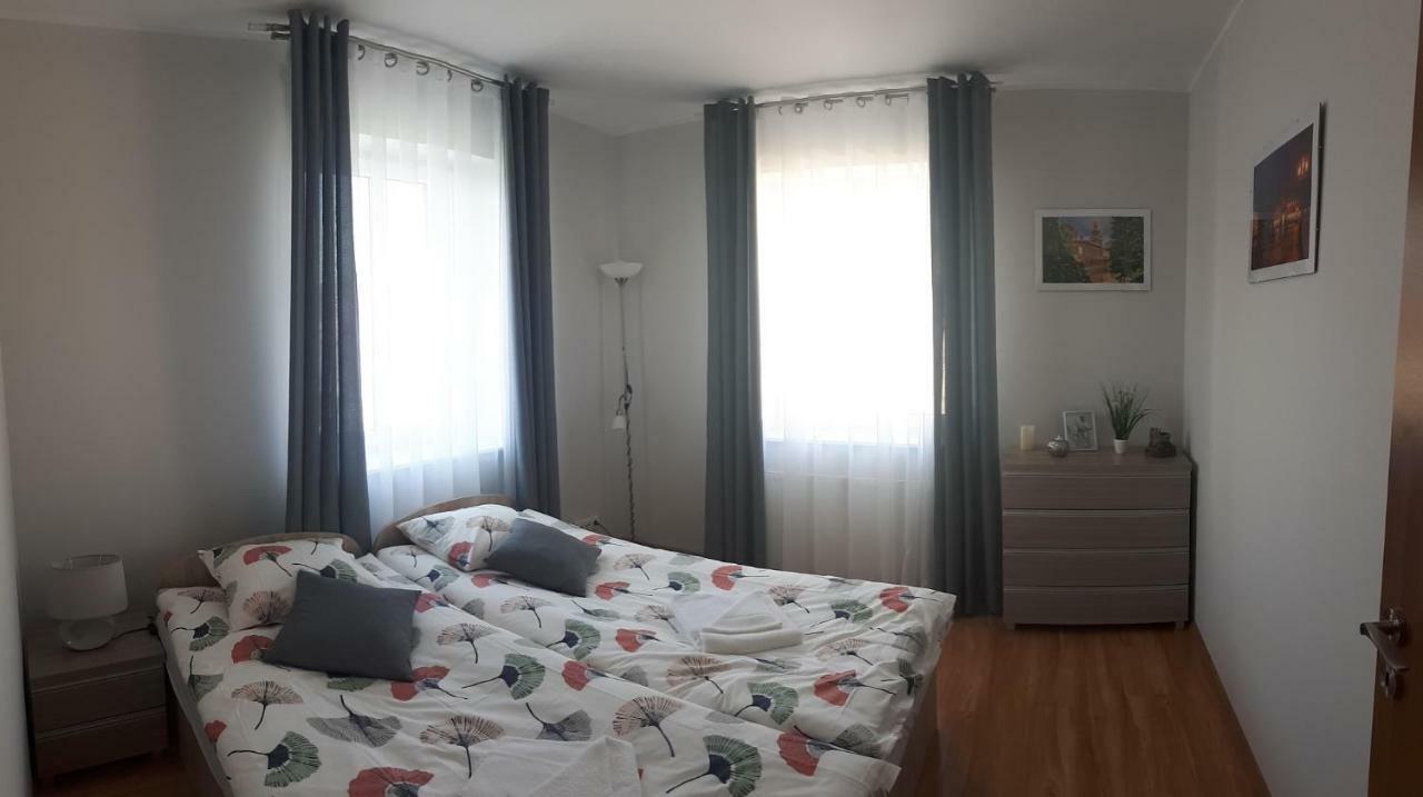 Apartamenty Orle 耶莱尼亚古拉 外观 照片